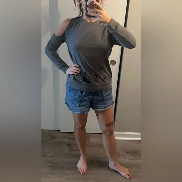 Disney Parks Haunted Mansion Long Sleeve Shirt 👻 | Unisex | Gray | Size M - Picture 8 of 12